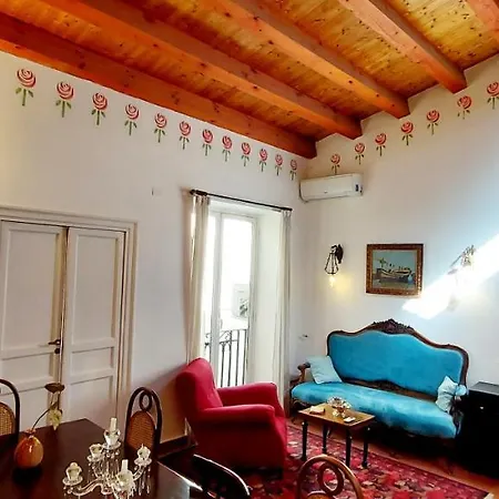 Vucciria's Tatil Evi