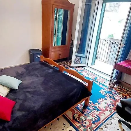 Tatil Evi Vucciria's *
